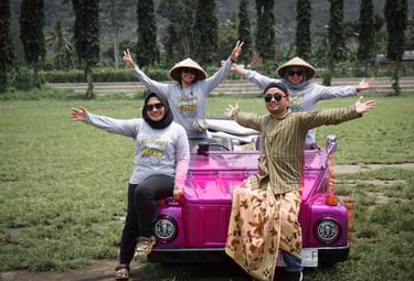 Pengalaman naik VW Safari klasik di Borobudur