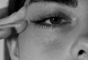 Lower Eyelid Surgery (Lower Blepharoplasty) Explanation Image From Macys Plastic Surgery