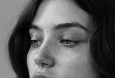 Eyelid surgery (blepharoplasty) explanation image from Macys Plastic Surgery