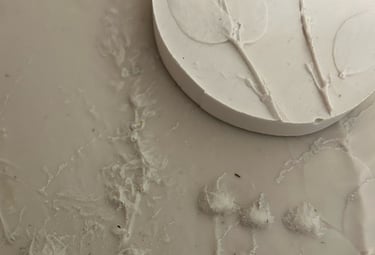 Botanical casting with Jesmonite for team wellbeing workshops