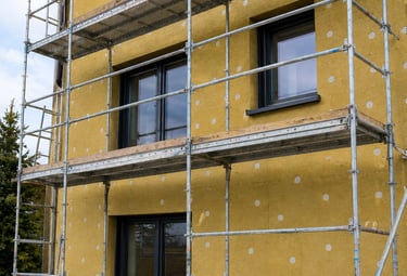 Travaux d’isolation thermique extérieure sur façade moderne