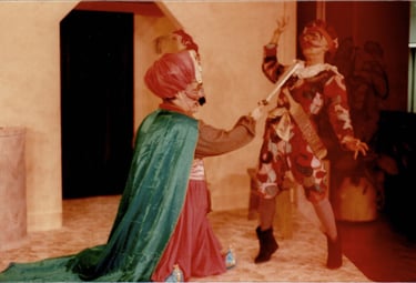 Image of Todd Long as Scapin in That Scoundrel Scapin