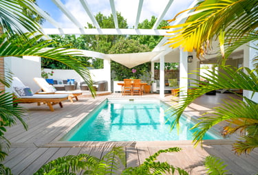 "Fleur de Lune Hotel de Charme à St Barthélémy, développé par Quintessence Hospitality pour une marque unique et distinctive