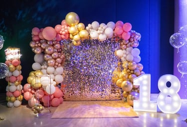 Photocall guirnalda de globos decoración fiesta de cumpleaños en san cugat