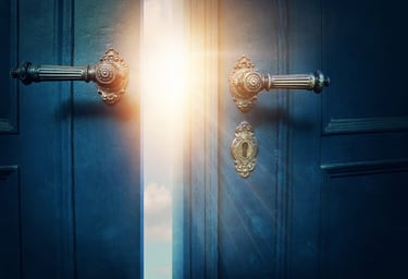 Hypnose spirituelle pour ouvrir les portes vers la lumière