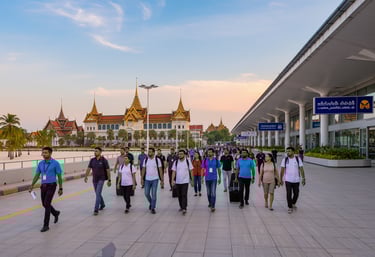 Thailand sightseeing experience with guided group support