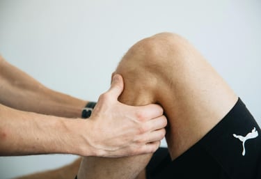 Sportovní masáž ulevuje od bolesti, ale neřeší problém