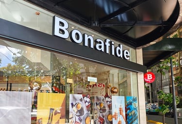 logo corporeo impreso en 3d bonafide fachada local 