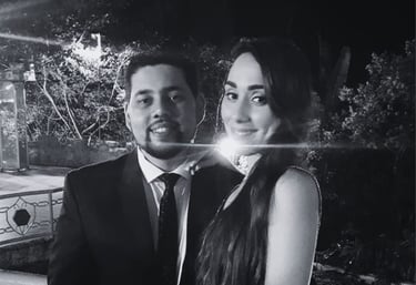 Foto do casal de advogados sócios do escritório