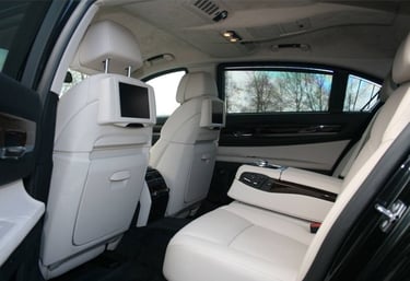 Armored 4x4 off-road vehicles, Mercedes ideal for demanding environments 