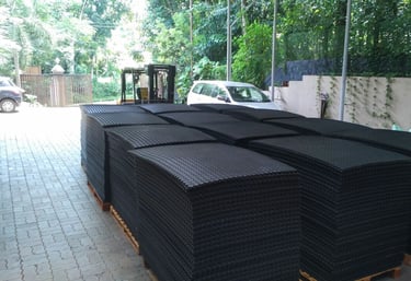 rubber mats in pallets