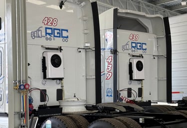 2 Tractocamiones con unidad de Aire Acondiconado 12V