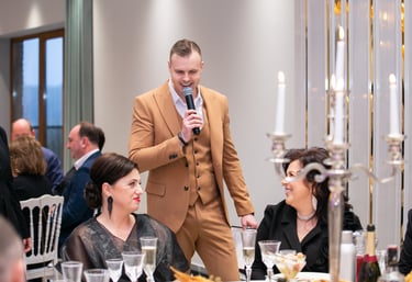 Profesionalus renginių vedėjas Arjuš Kuranovič gimtadienio vakarėlyje