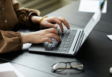 Stratégie digitale - Entre Plume & Pixel