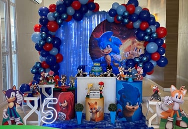 Aluguel de decoração infantil Sonic na Freguesia do Ó com mesa decorada temática para festa