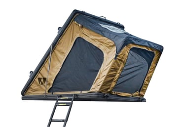 Cumaru palapine baltas fonas