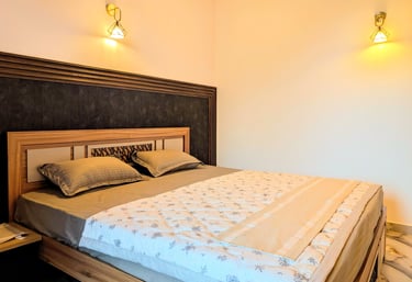 Room 1 at Kaveen Homes