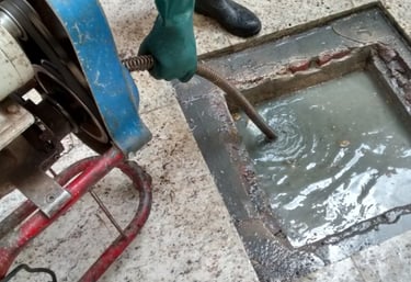 desentupimento de caixa de gordura