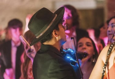 Música de violín en vivo de Mauro Ruiz para ceremonias, cócteles y bodas exclusivas en Valencia y Es