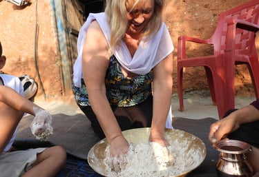 tourist making chapatis