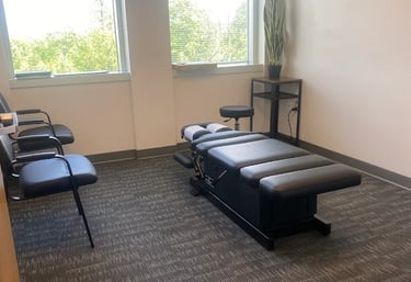 Visual of chiropractic care room in the wellness way leesburg