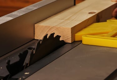 Wood ripping process up to 24 inches – precise cuts in Rosholt shop