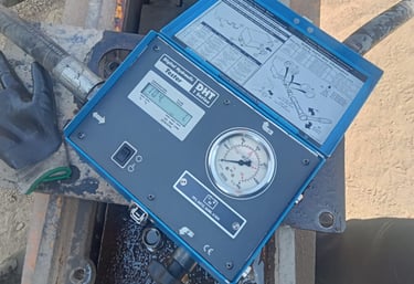 Ajuste fino de caudal, presión y cargas de nitrógeno (N₂) con equipo de prueba profesional.