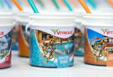 Mates con forma de balde de pintura