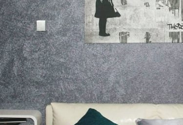 sobre a decoralle.com ambiente com o papel de parede liquido de cor cinza codigo mc15