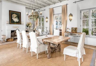 Dining room at Finca Santa Katerina with traditional furniture and chandelier