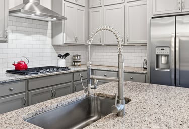 red-rocker-athens-kitchen