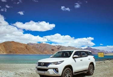 Toyota Fortuner Taxi in Ladakh