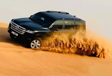 4x4 dune bashing experience in the Dubai desert during a desert safari