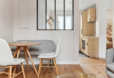 Travaux de rénovation salon moderne 