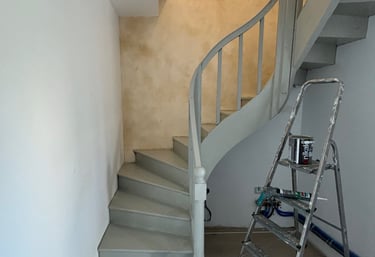 réparation et peinture d'escalier en bois