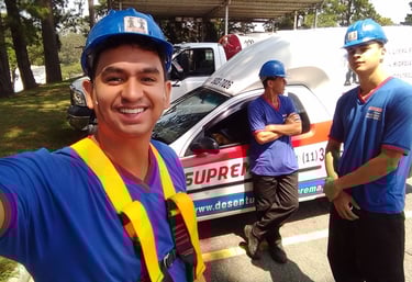 técnicos de desentupimento e controle de pragas