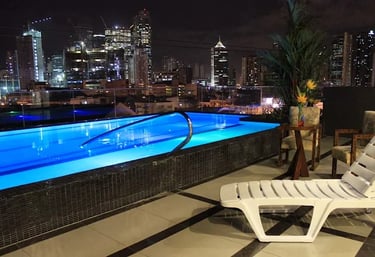 Jade Hotel & Suites