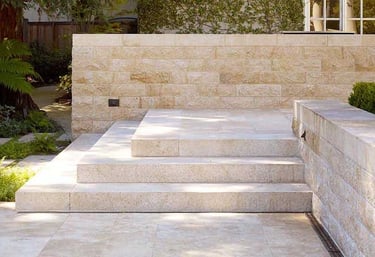 escaliers en granite jeune