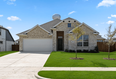 a house with a driveway and a driveway with a driveway