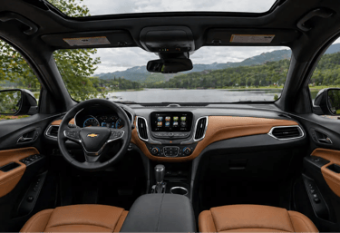Interior da Equinox 2018 mostra luxo e teto panorâmico que humilha carro popular