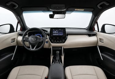 Interior do Toyota Corolla Cross Híbrido 2022 com painel digital e central multimídia
