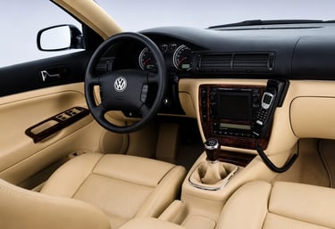 Interior do Volkswagen Passat W8 com bancos em couro e câmbio manual