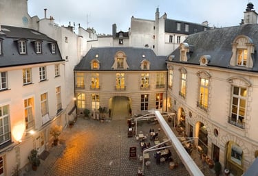 Salle de cours théâtre comique Paris — Centre de danse du Marais