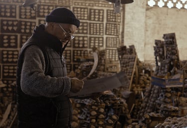 Luigi Lineri is working at "La Ricerca" in his atelier.
