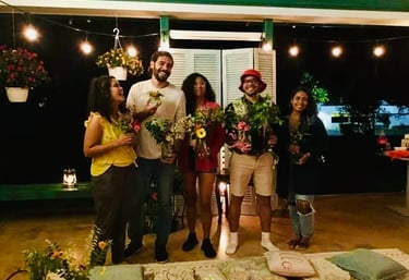 Floral arranging workshops, Private floral arranging class, botanical experiences, corporate workshop, wellness,