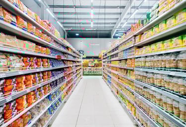Supermarktregale – Warenverräumung Zeitarbeit Einzelhandel CCM Personnel