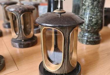 žvakidės paminklams