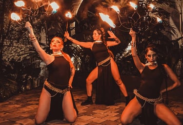 bailarinas con fuego