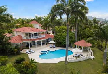 Villas Crown at life style