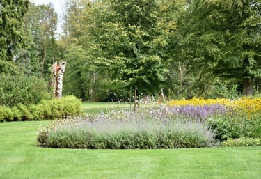 Fresly trimmed and landscaped garden